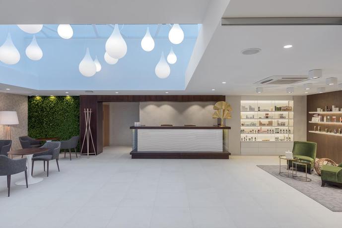 Imagen de los interiores del Hotel Hilton Saint Petersburg Expoforum. Foto 10