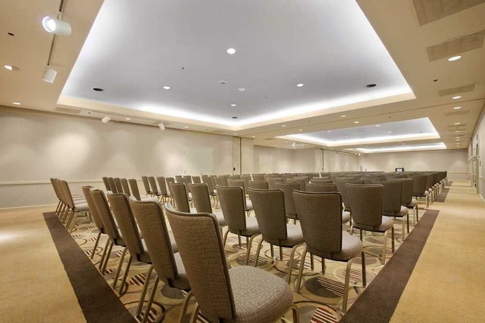 Imagen de los interiores del Hotel Hilton Salt Lake City Center. Foto 7