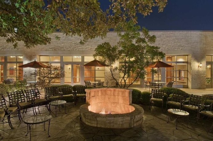 Imagen de los exteriores del Hotel Hilton San Antonio Hill Country. Foto 8