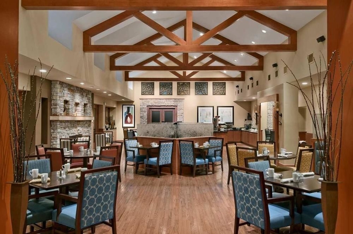 Imagen del bar/restaurante del Hotel Hilton San Antonio Hill Country. Foto 1
