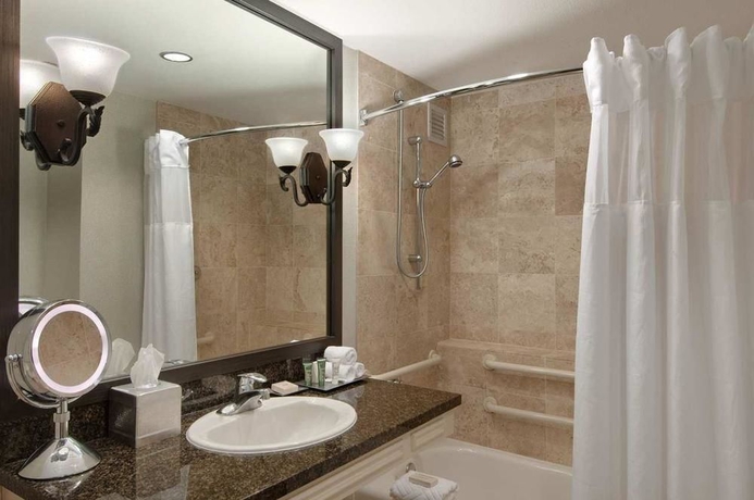 Imagen de la habitación del Hotel Hilton San Antonio Hill Country. Foto 3