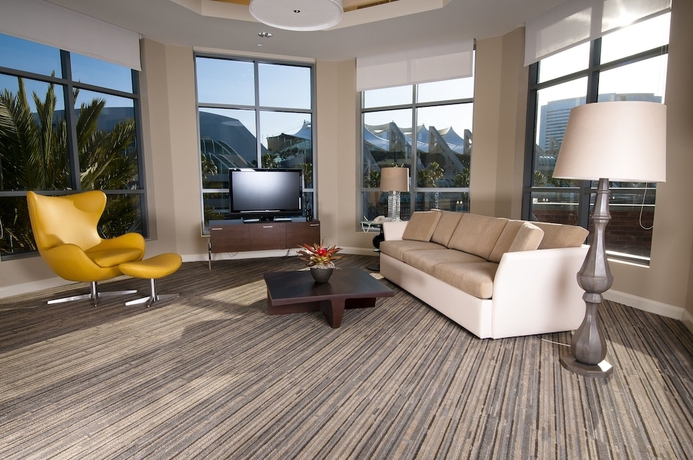 Imagen de la habitación del Hotel Hilton San Diego Gaslamp Quarter. Foto 18