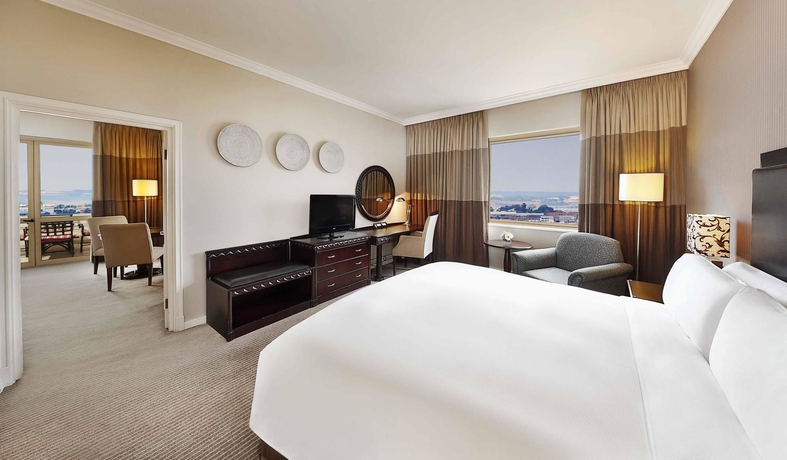 Imagen de la habitación del Hotel Hilton Sandton. Foto 8