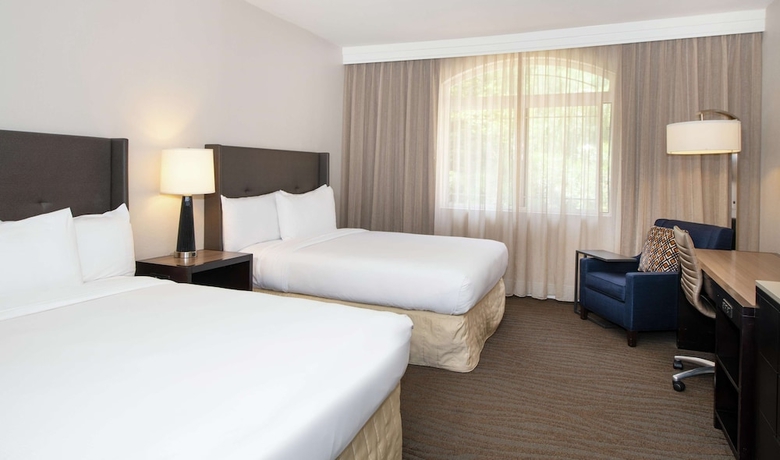 Imagen de la habitación del Hotel Hilton Santa Cruz/scotts Valley. Foto 15
