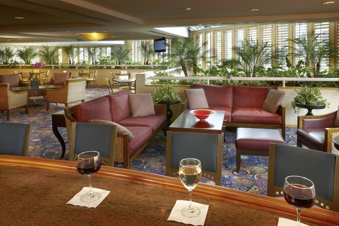 Imagen general del Hotel Hilton Santa Monica Hotel and Suites. Foto 16