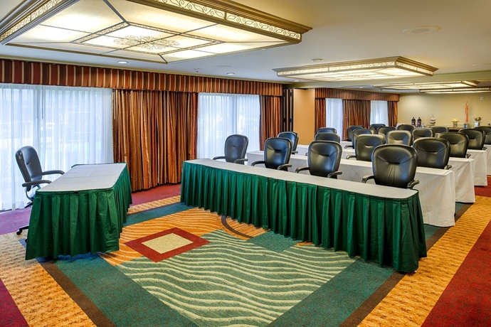 Imagen de los interiores del Hotel Hilton Seattle Airport and Conference Center. Foto 14