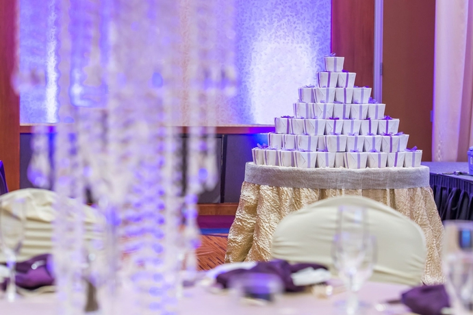 Imagen de los interiores del Hotel Hilton Seattle Airport and Conference Center. Foto 16