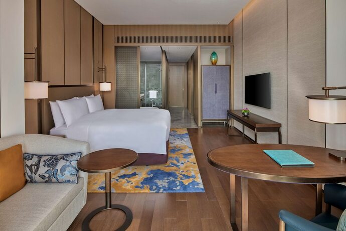 Imagen de la habitación del Hotel Hilton Shanghai Fengxian. Foto 32