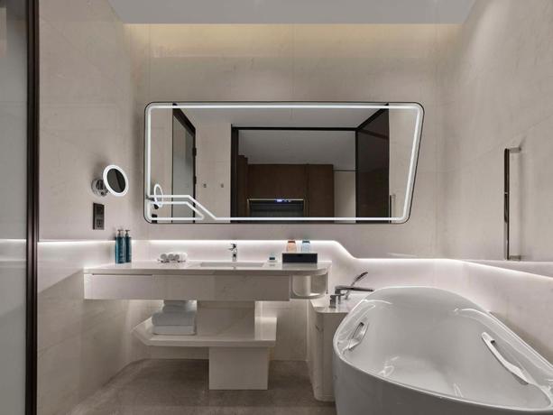 Imagen de la habitación del Hotel Hilton Shanghai Hongqiao International Airport. Foto 7