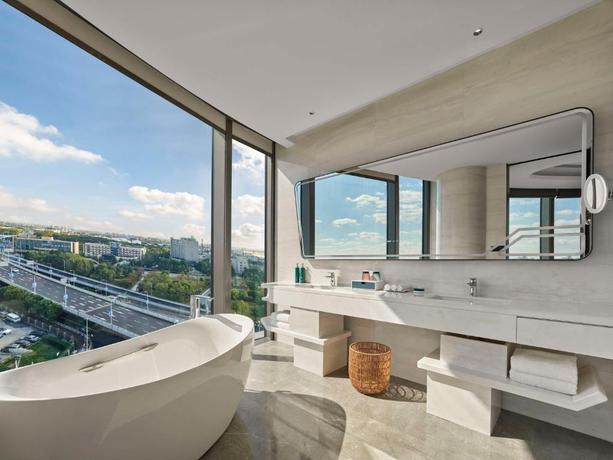 Imagen de la habitación del Hotel Hilton Shanghai Hongqiao International Airport. Foto 8