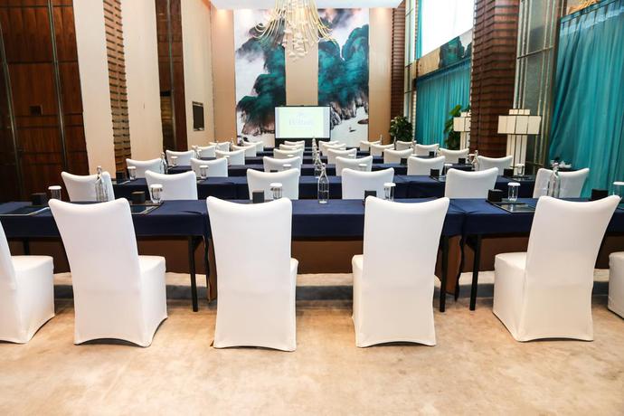 Imagen de los interiores del Hotel Hilton Shenzhen Futian. Foto 11