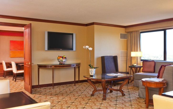 Imagen de la habitación del Hotel Hilton Short Hills. Foto 5