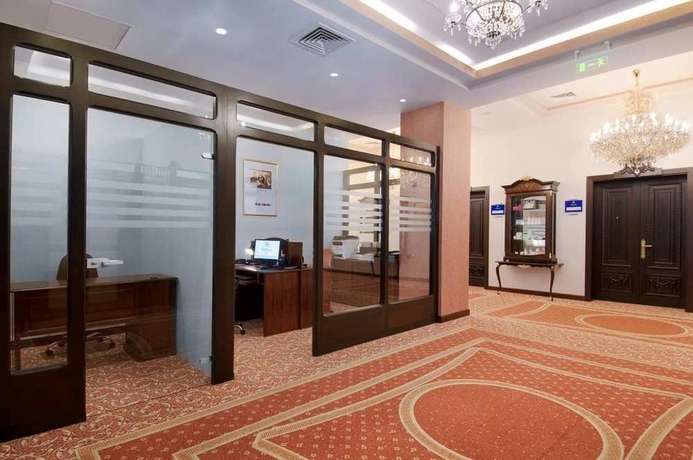 Imagen de los interiores del Hotel Hilton Sibiu. Foto 9