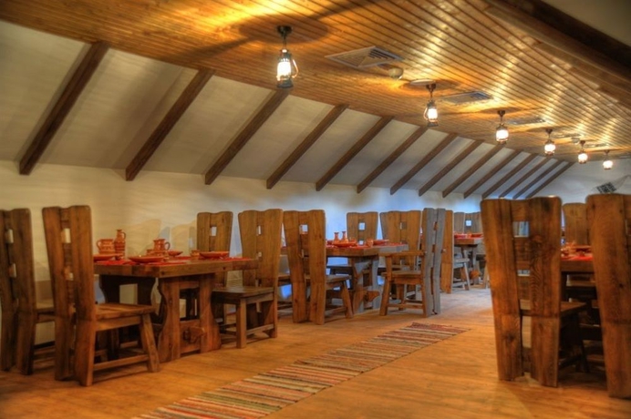 Imagen del bar/restaurante del Hotel Hilton Sibiu. Foto 3