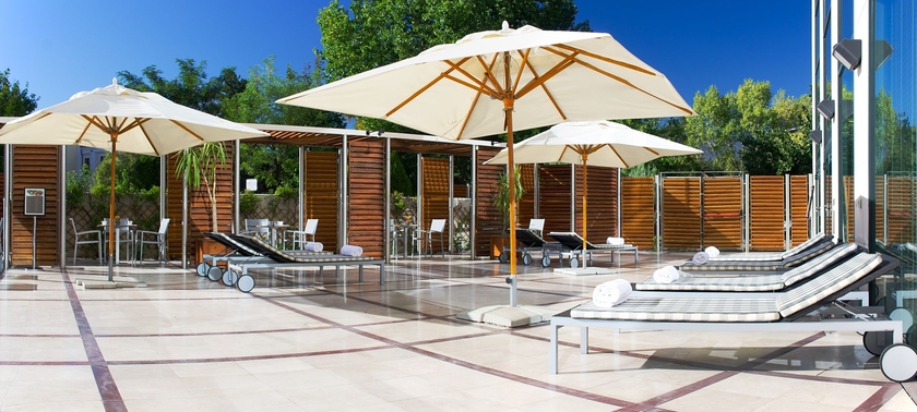 Imagen de los exteriores del Hotel Hilton Sofia. Foto 7