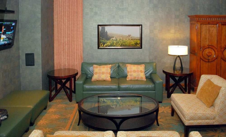 Imagen de los interiores del Hotel Hilton Sonoma Wine Country. Foto 11