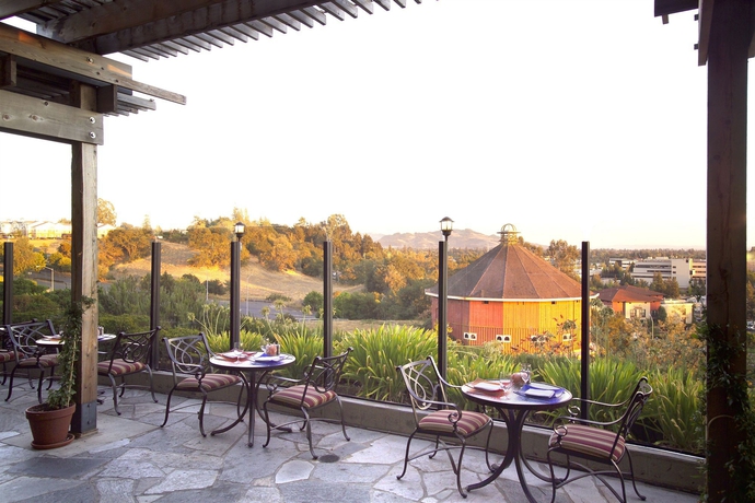 Imagen del bar/restaurante del Hotel Hilton Sonoma Wine Country. Foto 3