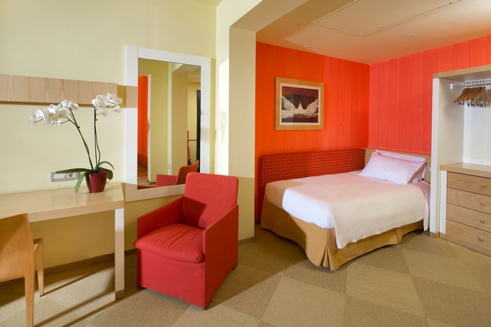 Imagen de la habitación del Hotel Hilton Sorrento Palace. Foto 4