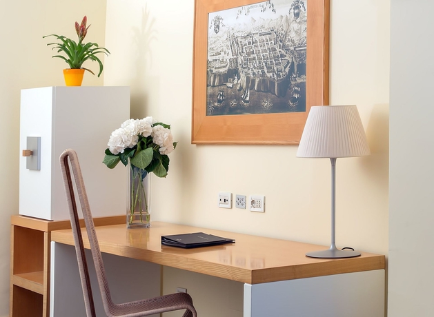 Imagen de la habitación del Hotel Hilton Sorrento Palace. Foto 14