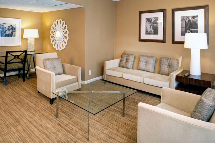 Imagen de los interiores del Hotel Hilton St. Louis Airport. Foto 12