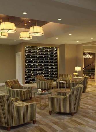 Imagen de los interiores del Hotel Hilton St. Louis Airport. Foto 13