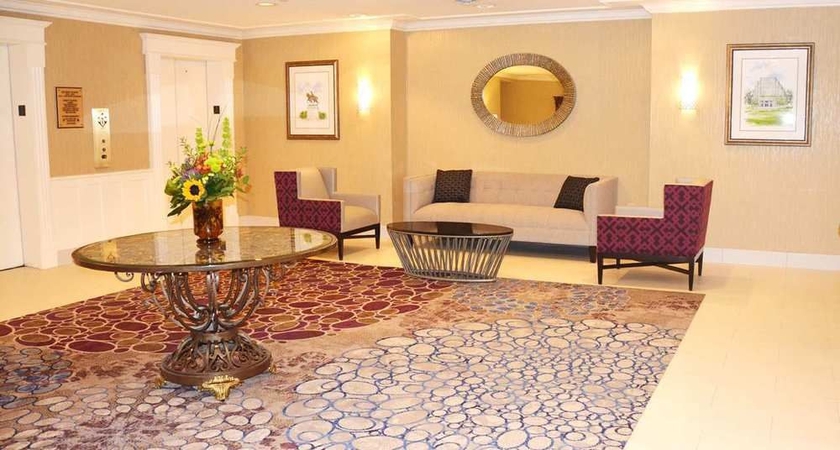 Imagen de los interiores del Hotel Hilton St. Louis Frontenac. Foto 7