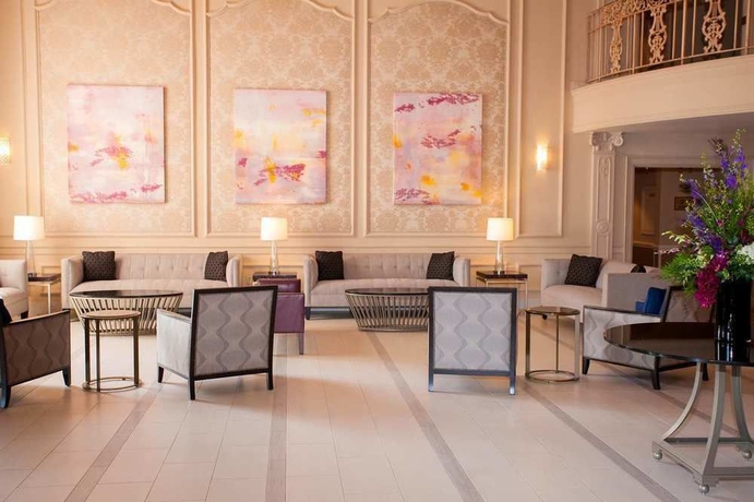 Imagen de los interiores del Hotel Hilton St. Louis Frontenac. Foto 10