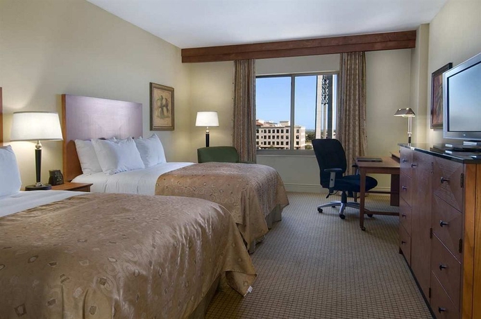 Imagen de la habitación del Hotel Hilton St. Petersburg Carillon Park. Foto 5