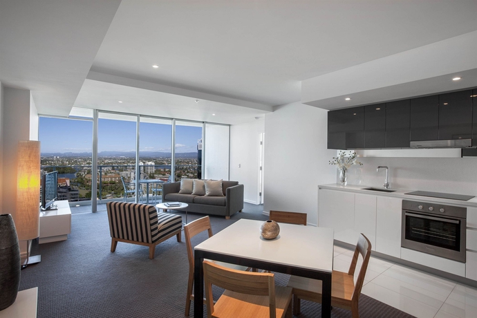 Imagen de los interiores del Hotel Hilton Surfers Paradise Residences. Foto 16