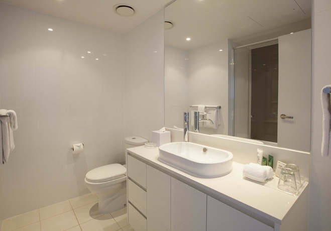 Imagen de la habitación del Hotel Hilton Surfers Paradise Residences. Foto 10