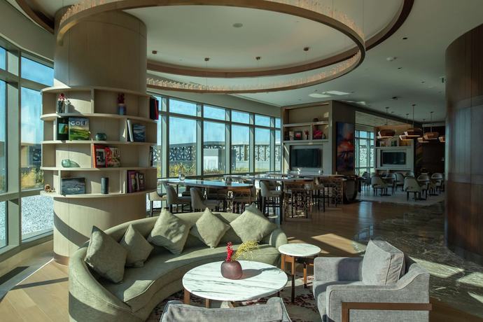 Imagen de los interiores del Hotel Hilton Tashkent City. Foto 13