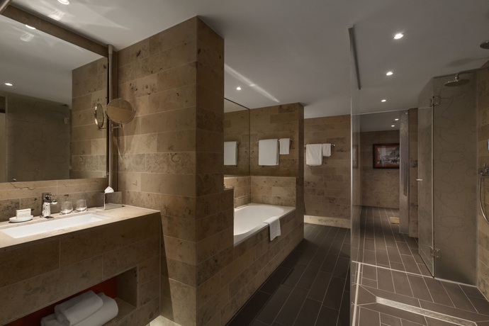 Imagen de la habitación del Hotel Hilton The Hague. Foto 8