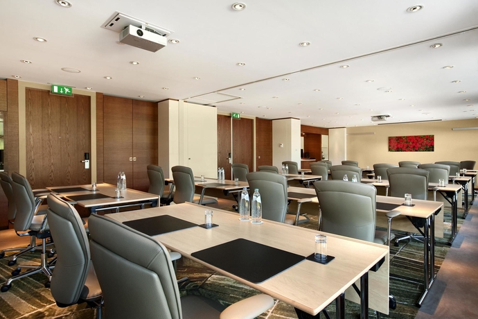 Imagen de los interiores del Hotel Hilton The Hague. Foto 16