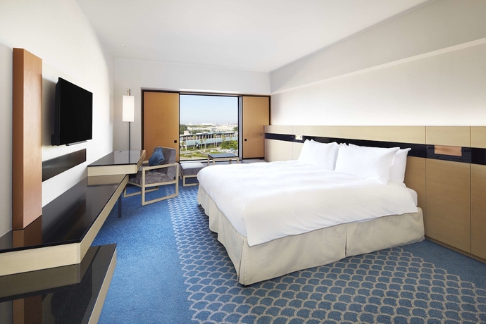 Imagen de la habitación del Hotel Hilton Tokyo Bay. Foto 10