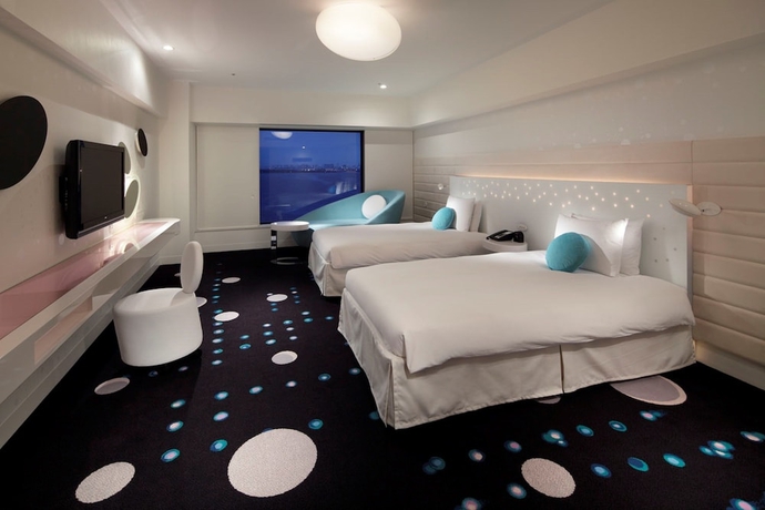 Imagen de la habitación del Hotel Hilton Tokyo Bay. Foto 13