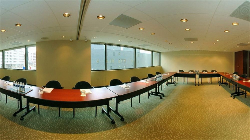 Imagen de los interiores del Hotel Hilton Toronto. Foto 13