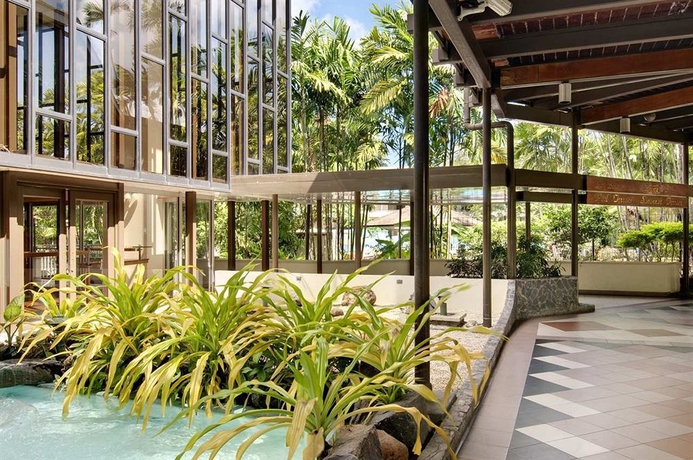 Imagen de los exteriores del Hotel Hilton Trinidad and Conference Centre. Foto 10