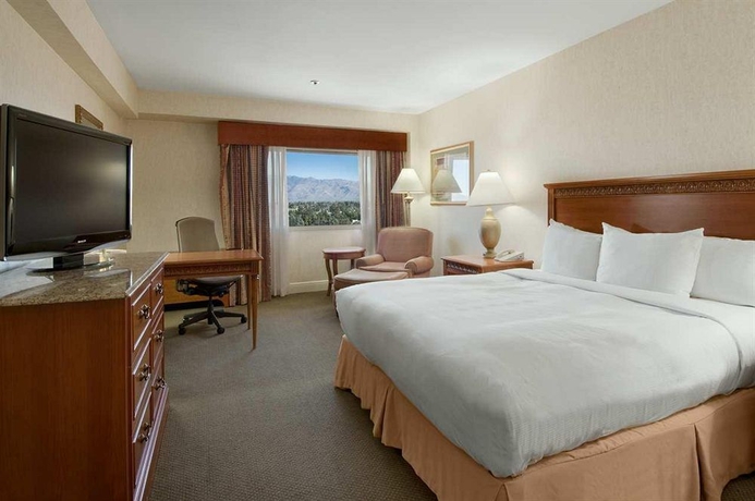 Imagen de la habitación del Hotel Hilton Tucson East. Foto 2