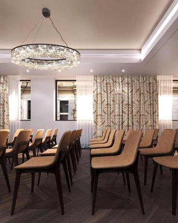 Imagen de los interiores del Hotel Hilton Turin Centre. Foto 6
