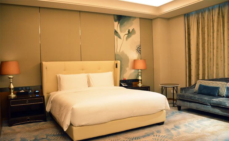 Imagen de la habitación del Hotel Hilton Urumqi. Foto 7