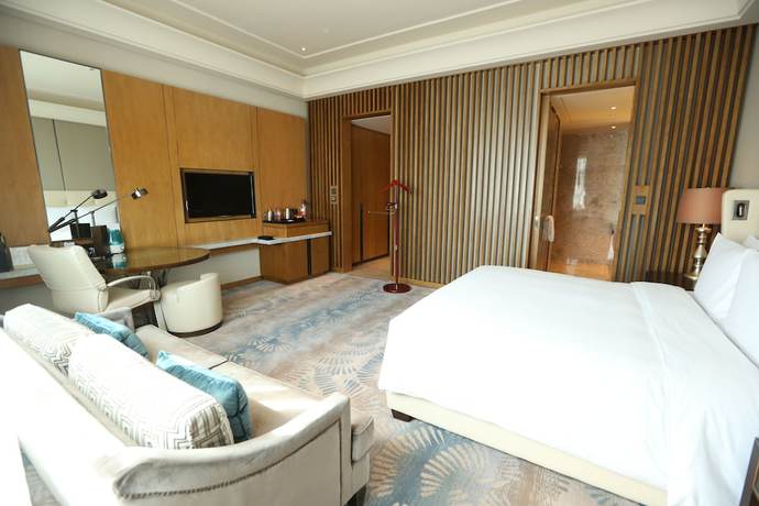 Imagen de la habitación del Hotel Hilton Urumqi. Foto 10