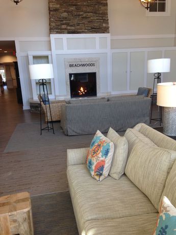 Imagen de los interiores del Hotel Hilton Vacation Club Beachwoods Kitty Hawk. Foto 12