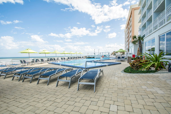 Imagen de la piscina del Hotel Hilton Vacation Club Daytona Seabreeze Daytona Beach. Foto 8
