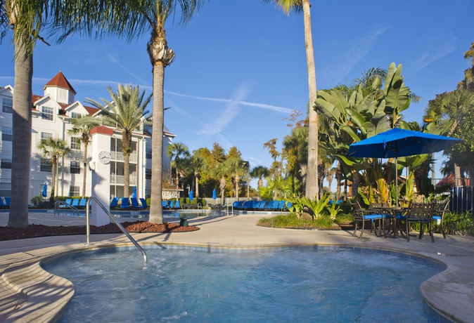 Imagen de la piscina del Hotel Hilton Vacation Club Grand Beach Orlando. Foto 14