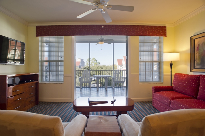 Imagen de los interiores del Hotel Hilton Vacation Club Grand Beach Orlando. Foto 11