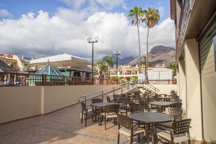 Imagen del bar/restaurante del Hotel Hilton Vacation Club Royal Sunset Beach Club Tenerife. Foto 5