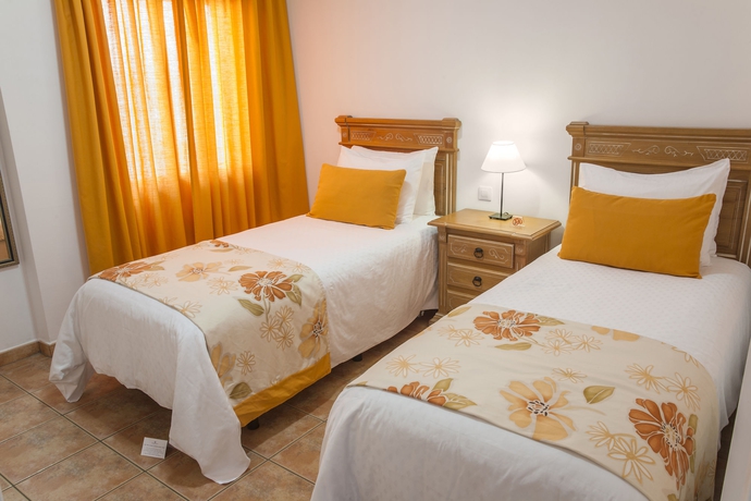 Imagen de la habitación del Hotel Hilton Vacation Club Royal Sunset Beach Club Tenerife. Foto 7