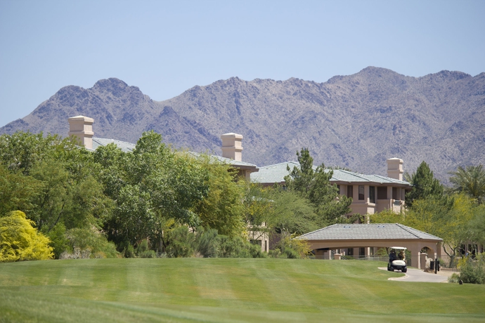 Imagen de los exteriores del Hotel Hilton Vacation Club Scottsdale Links Resort. Foto 5