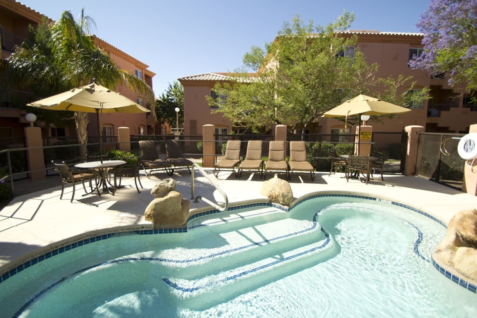 Imagen de la piscina del Hotel Hilton Vacation Club Scottsdale Villa Mirage. Foto 14