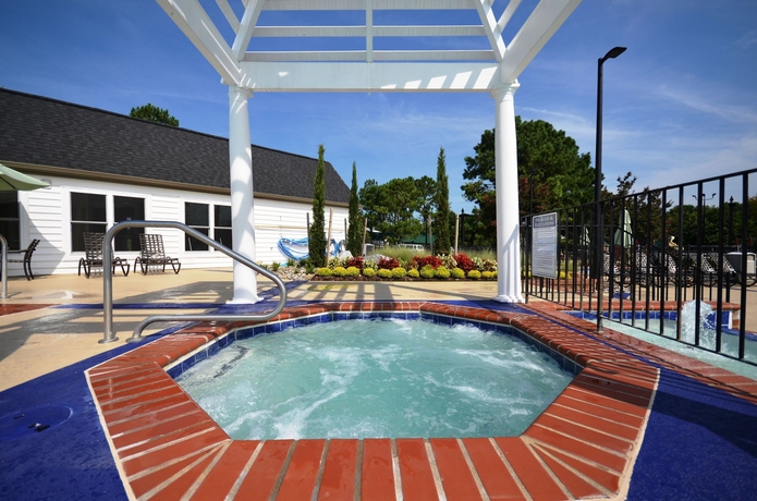 Imagen de la piscina del Hotel Hilton Vacation Club The Historic Powhatan Williamsburg. Foto 12